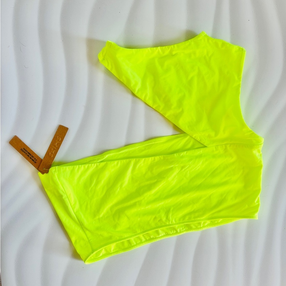 SKIMS Fits Everybody Neon Yellow Crop Top 2X NWT - Picture 2 of 5